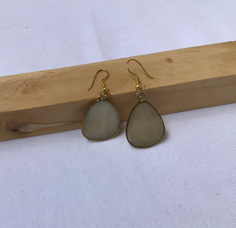 Earrings: #7862 Horn Oval Drop