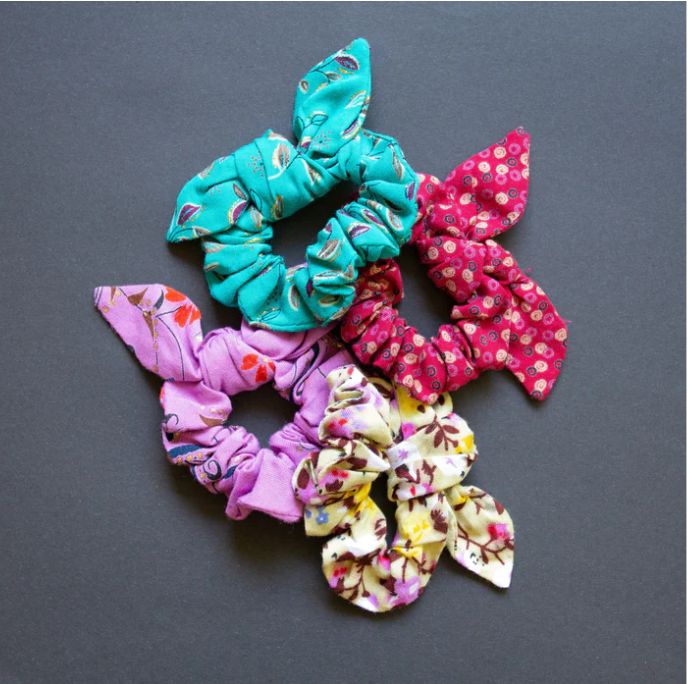 Accessories: #3195 Girl's Scrunchie