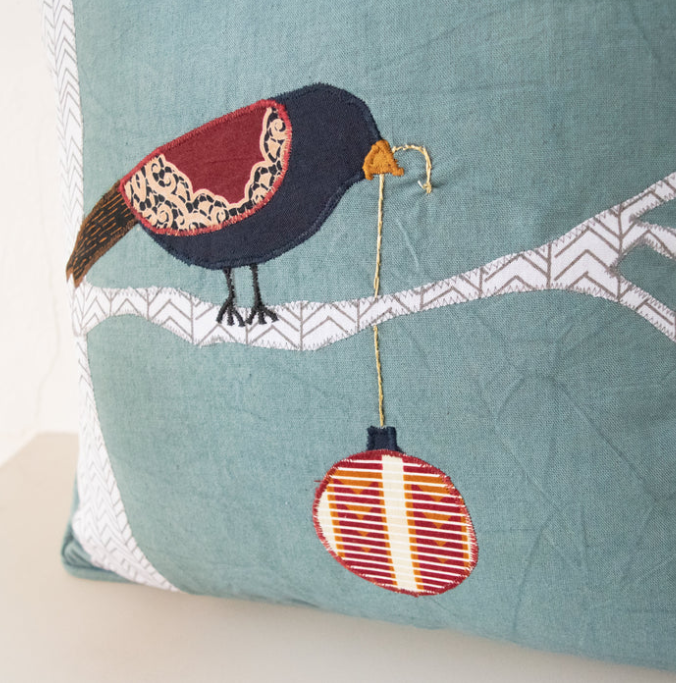 Pillow: #2706 With Form, #2882 W/O Form Christmas Bird Pillow