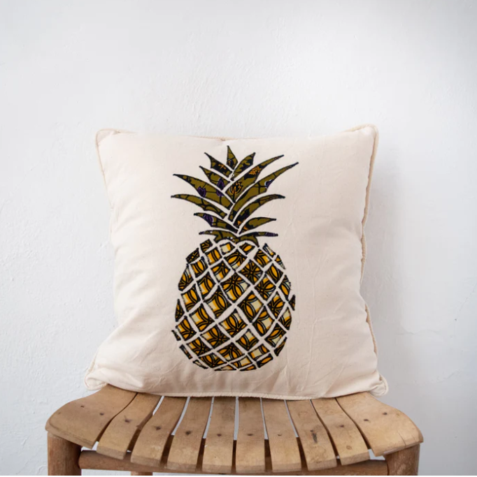 Pillow: #2702 With Form, #2878 W/O Form Pineapple Applique
