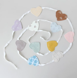 Garland: #2695 Mini Heart Garland