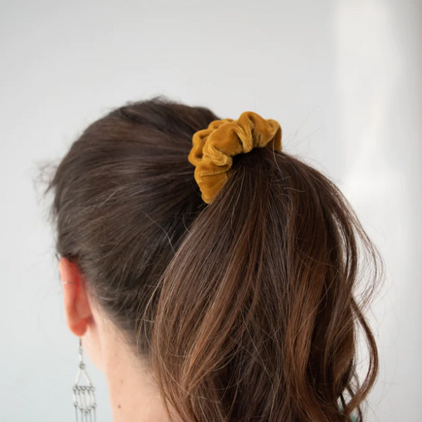 #2694 Pamba Scrunchie