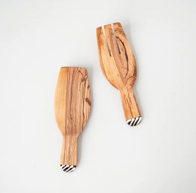 Wood: #7810 Claw Tongs Set
