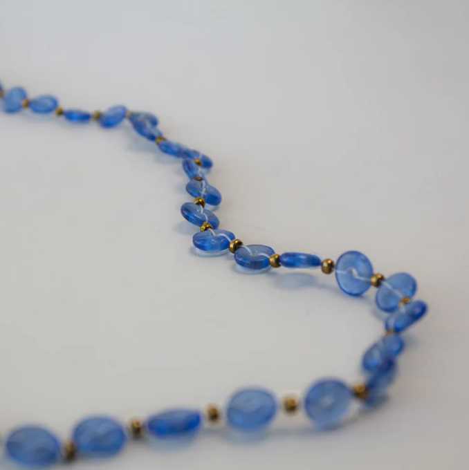Necklace: #7618 Glass Lace Strand