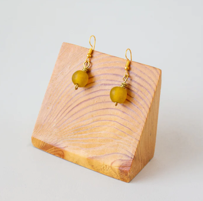 Earrings: #7537 Bottlebead Simple