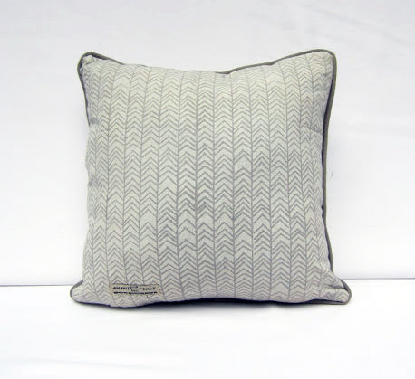 Pillow: #2326 With Form, #2872 W/O Form Bird Cactus Pillow