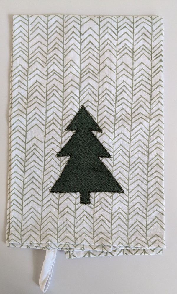 Christmas: #3661 Arrow Tree Dish Towel