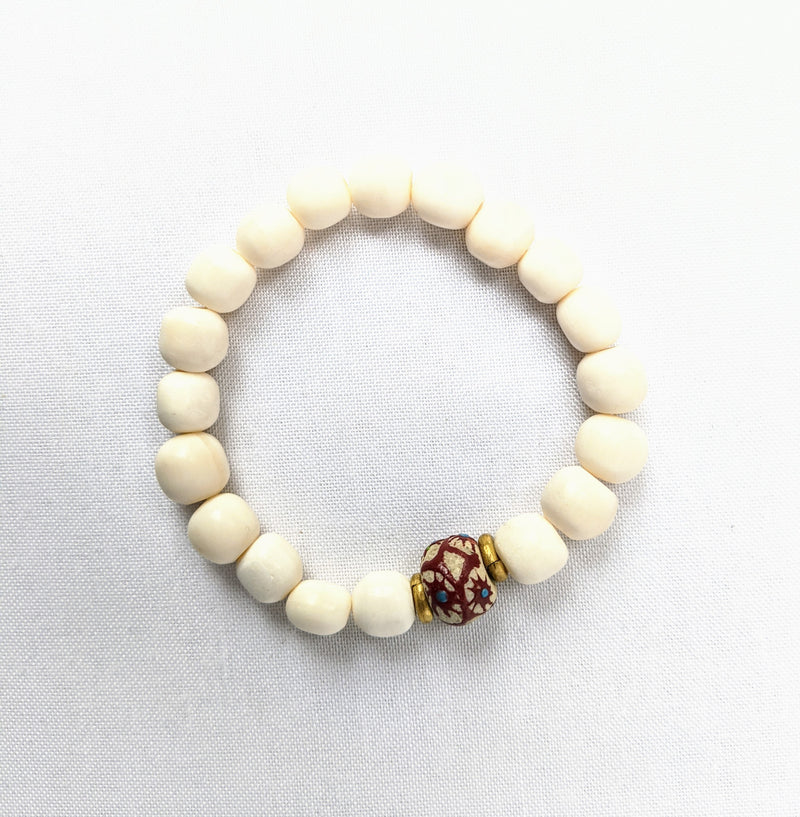 Bracelet: #7837 Trade Bead Bone Single Stretch